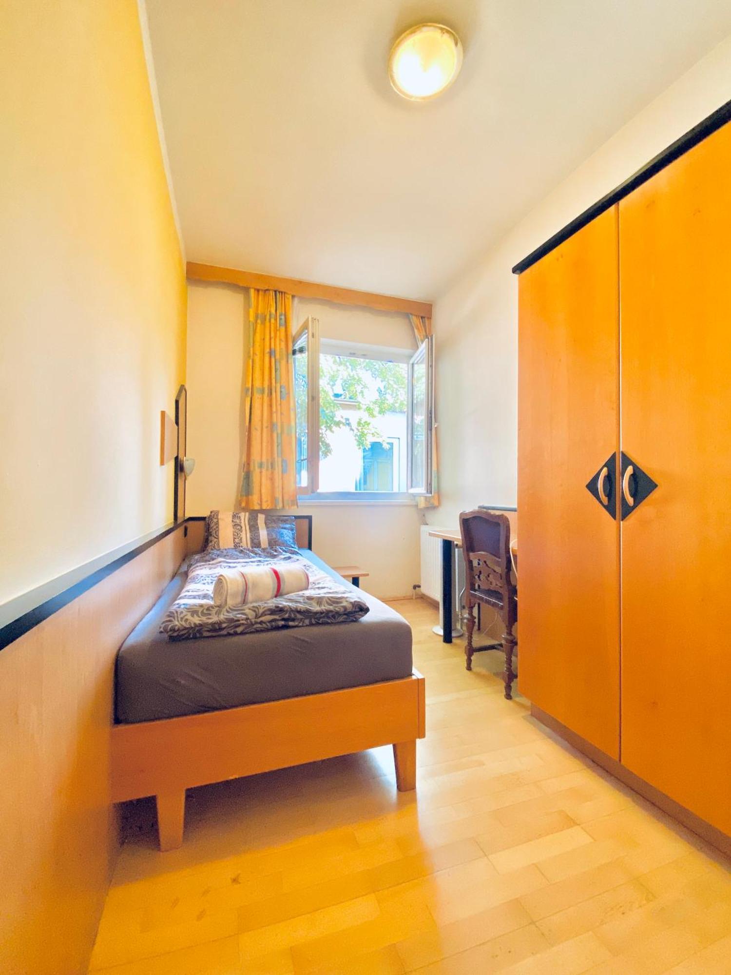 Affordable Central Rooms, 10-Min To Lugner City Вена Экстерьер фото