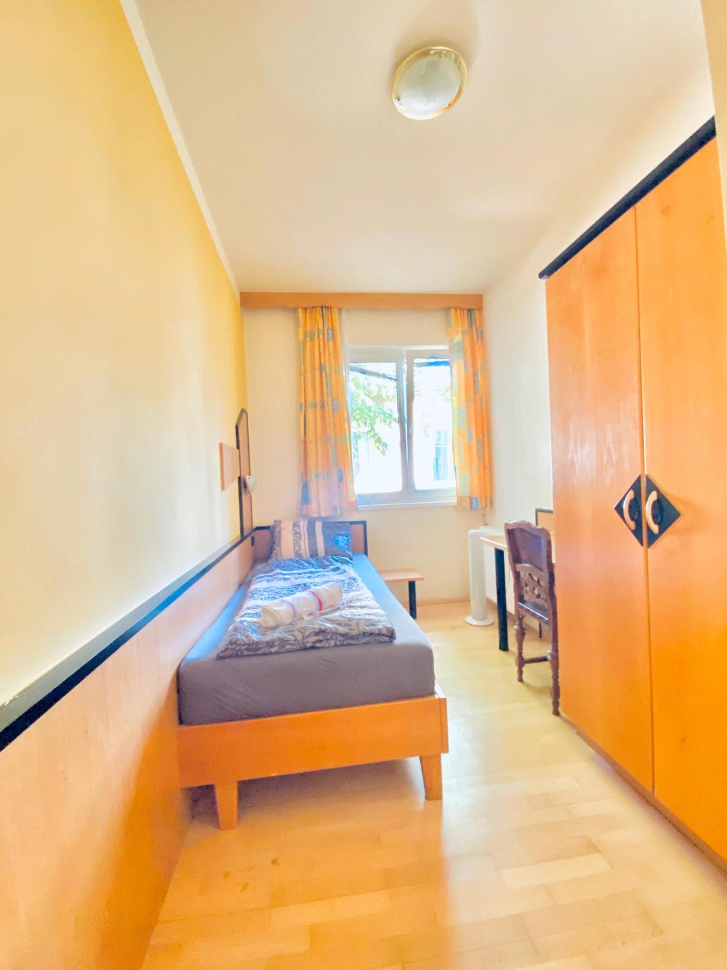 Affordable Central Rooms, 10-Min To Lugner City Вена Экстерьер фото