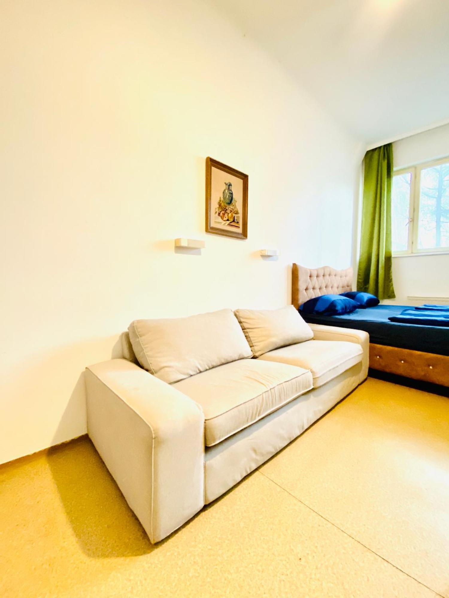 Affordable Central Rooms, 10-Min To Lugner City Вена Экстерьер фото